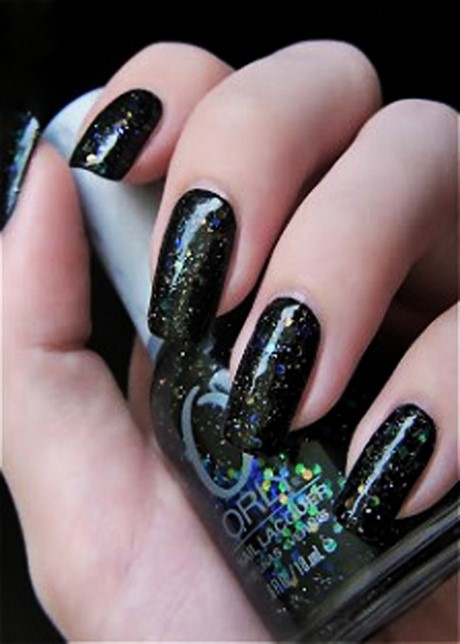 dark-color-nail-designs-06_14 Modele de unghii de culoare închisă