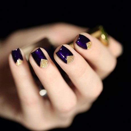 dark-nail-designs-59_14 Modele de unghii întunecate