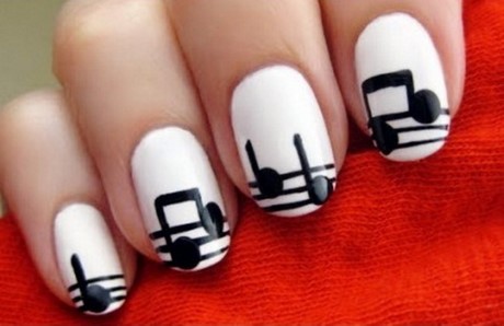 easy-black-and-white-nail-designs-99_14 Modele ușoare de unghii alb-negru