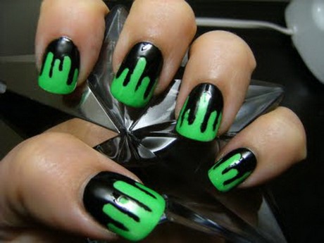 easy-halloween-nail-art-designs-11_3 Modele ușoare de unghii de halloween