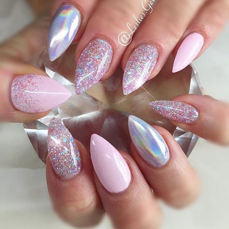 easy-pink-nail-designs-51_8 Modele ușoare de unghii roz
