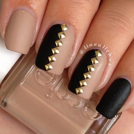 elegant-black-nail-art-designs-86_7 Modele elegante de unghii negre