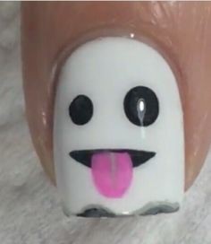 ghost-nails-design-66_9 Ghost cuie design