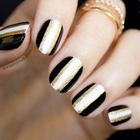 gold-and-black-nail-art-designs-01_8 Modele de artă de aur și negru