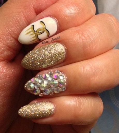 gold-glitter-nail-designs-66_12 Modele de unghii cu sclipici de aur