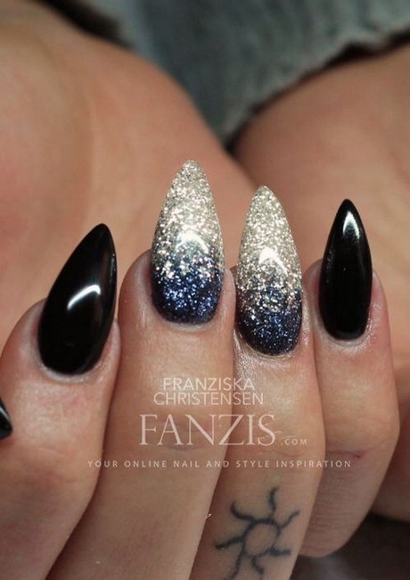 grey-and-black-nail-designs-01_7 Modele de unghii gri și negre