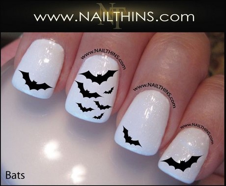 Halloween bat nail art