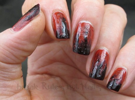 halloween-blood-nails-20_12 Unghii de sânge de Halloween