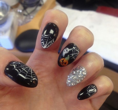 halloween-stiletto-nails-44_14 Unghii stiletto de Halloween