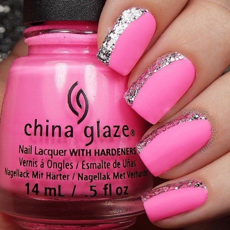 hot-pink-nail-designs-29_3 Modele de unghii roz roz