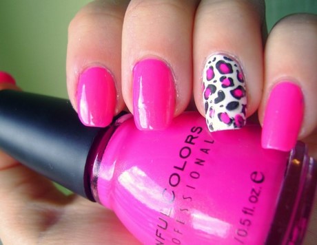 hot-pink-nail-designs-29_8 Modele de unghii roz roz