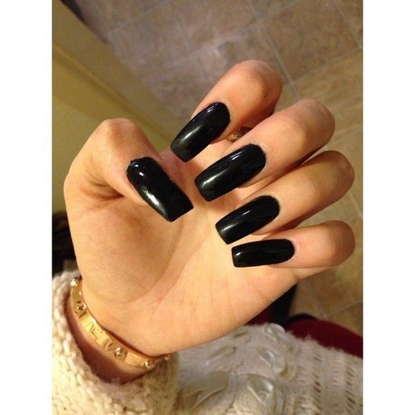 long-black-nail-designs-45_14 Modele lungi de unghii negre