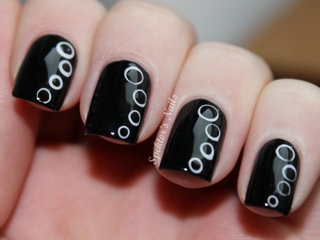 nail-art-black-and-white-design-33_11 Nail art design alb-negru