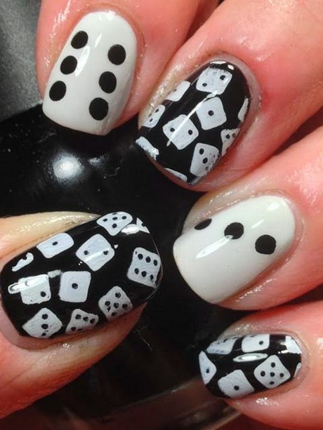 nail-art-design-black-and-white-94_6 Nail art design alb-negru