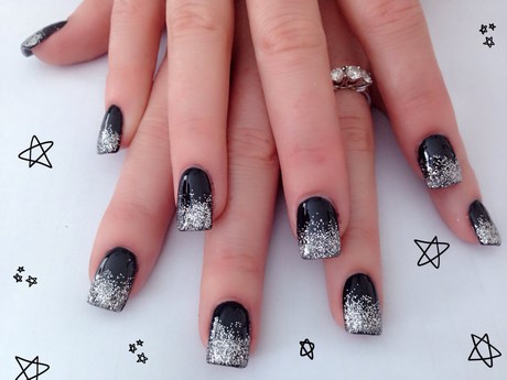 nail-designs-black-and-silver-66_15 Modele de unghii negru și argintiu