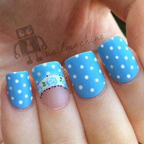 nail-designs-in-blue-85_12 Modele de unghii în albastru