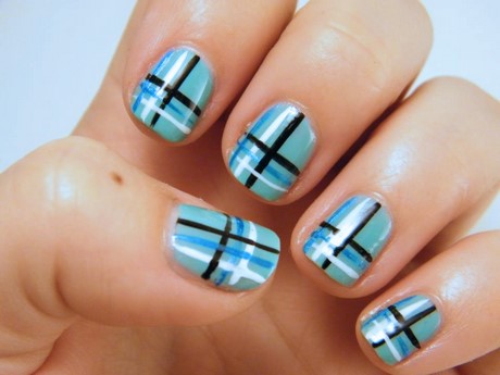 nail-designs-in-blue-85_14 Modele de unghii în albastru
