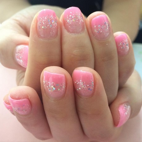 nail-designs-in-pink-27_14 Modele de unghii în roz