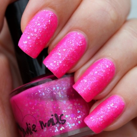 neon-pink-nail-designs-43_15 Neon roz modele de unghii