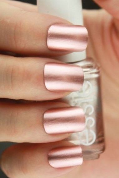 on-trend-nail-colours-55_14 Culorile unghiilor în trend