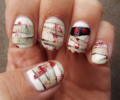 Scary nail art modele