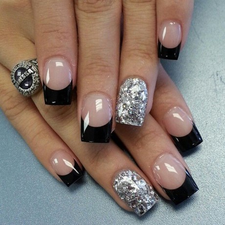 silver-and-black-nail-designs-16_15 Modele de unghii argintii și negre