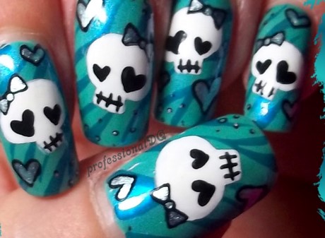 skull-nail-art-designs-77_16 Skull nail art designs