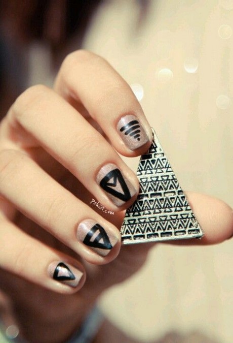 triangle-nail-design-34_16 Design de unghii triunghi