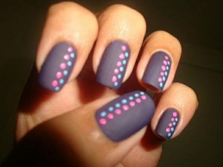 two-color-nail-designs-25_18 Două modele de unghii de culoare