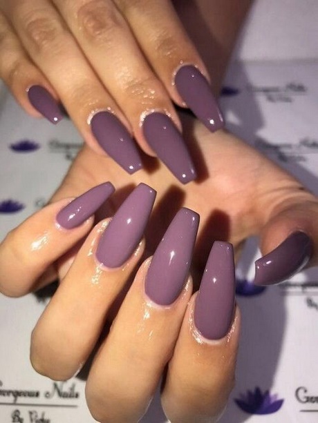 acrylic-purple-nails-07 Unghii acrilice violet