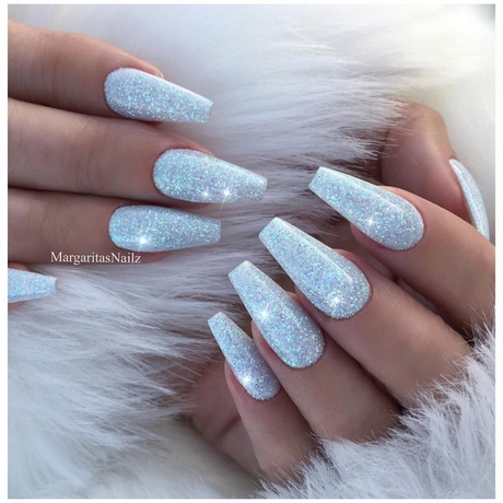 baby-blue-and-silver-nails-40_8 Baby albastru și argint cuie