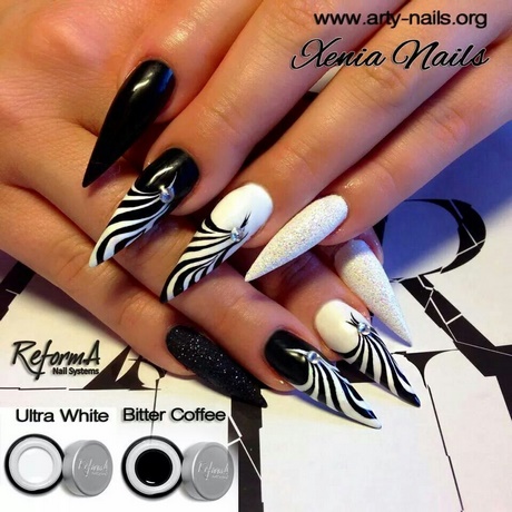 black-and-white-stiletto-nail-designs-75_5 Modele de unghii stiletto alb-negru