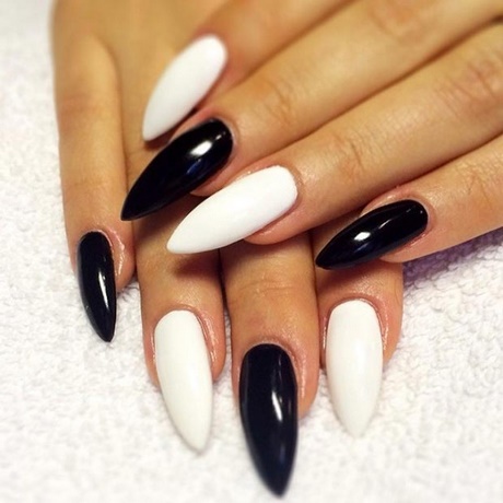 black-and-white-stiletto-nail-designs-75_6 Modele de unghii stiletto alb-negru