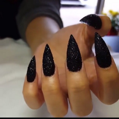 black-glitter-stiletto-nails-29 Negru sclipici stiletto Cuie
