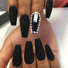 black-glitter-stiletto-nails-29_10 Negru sclipici stiletto Cuie