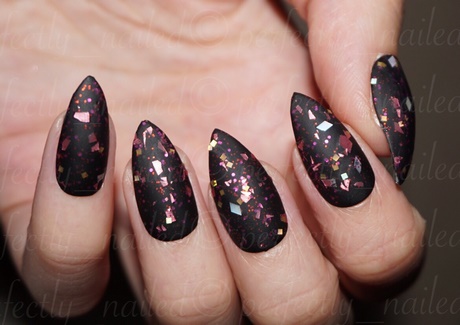 black-glitter-stiletto-nails-29_11 Negru sclipici stiletto Cuie