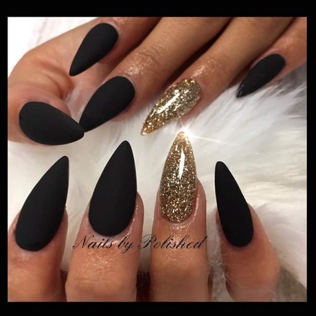 black-glitter-stiletto-nails-29_12 Negru sclipici stiletto Cuie