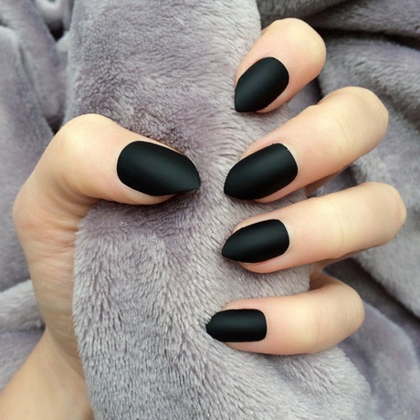 black-short-stiletto-nails-11_2 Negru scurt stiletto Cuie