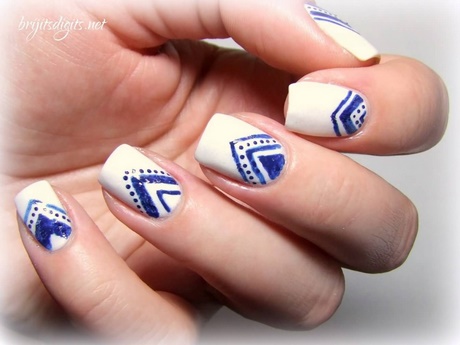 blue-and-white-nail-art-48_5 Albastru și alb nail art