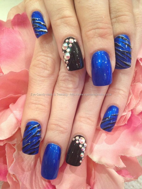 blue-black-nail-art-09_18 Albastru negru nail art
