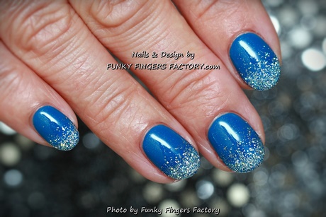 blue-glitter-ombre-nails-55_13 Albastru sclipici ombre cuie