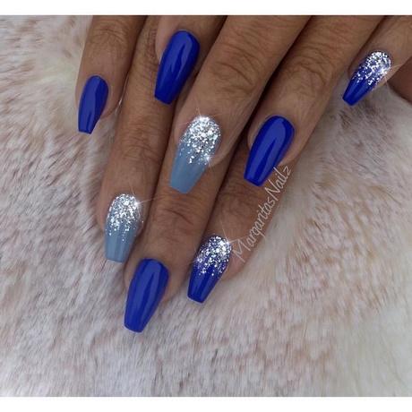 blue-glitter-ombre-nails-55_14 Albastru sclipici ombre cuie