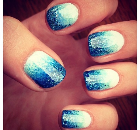 blue-glitter-ombre-nails-55_2 Albastru sclipici ombre cuie