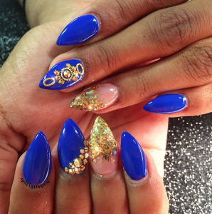 blue-gold-nail-designs-05 Modele de unghii de aur albastru