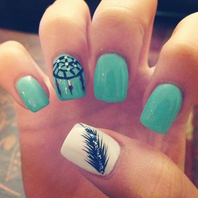 Drăguț albastru nail art