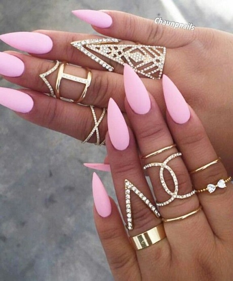 cute-nail-designs-for-pointed-nails-15_17 Modele drăguțe de unghii pentru unghiile ascuțite