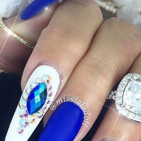 cute-royal-blue-nails-94_16 Drăguț royal albastru cuie