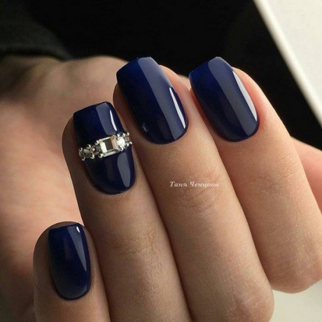 dark-blue-nail-art-32_18 Albastru închis nail art