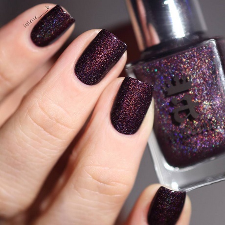 dark-purple-glitter-nails-17 Unghii cu sclipici violet închis