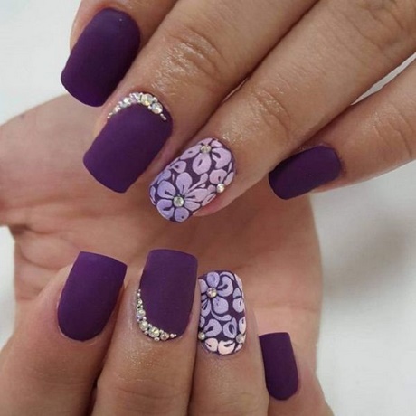 dark-purple-nail-art-27_5 Arta de unghii violet închis